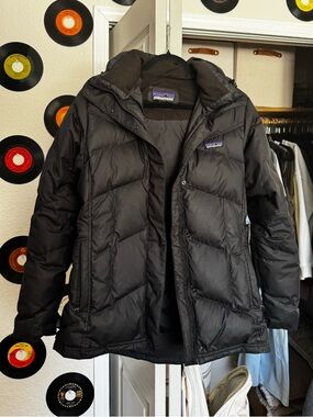 Patagonia Women’s Down With It Jacket - Large